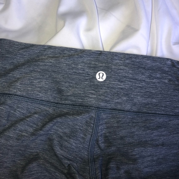 Lululemon Wunder Under Heathered - Picture 2 of 3